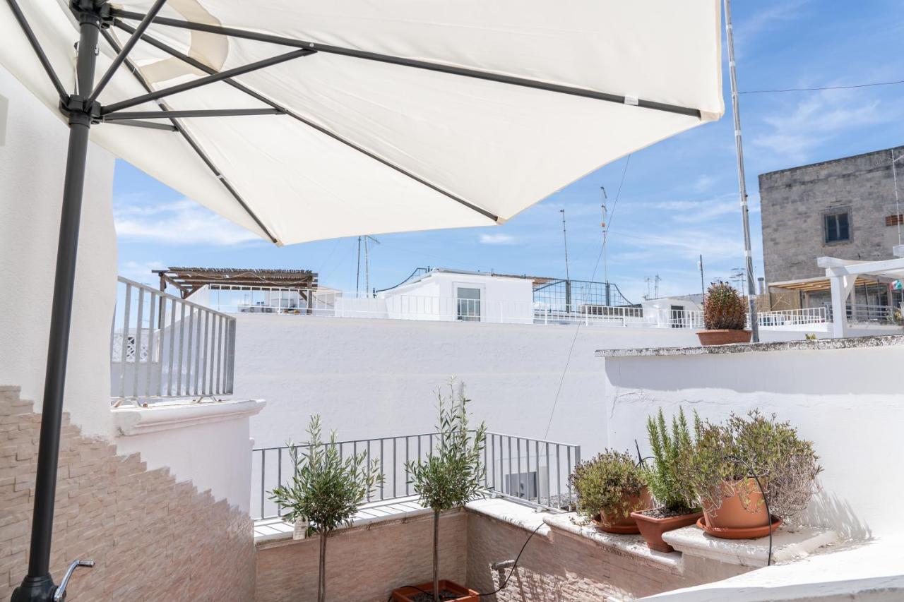 Wineart House, Terracielo Indipendente Nel Centro Di Monopoli Lejlighed Eksteriør billede
